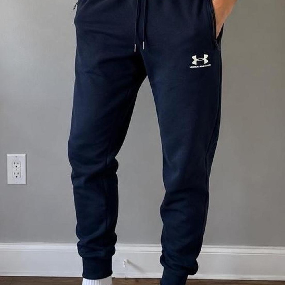 Under Armour Men's Black Jogger Pants Large Zip Pockets Athletic Track Pants